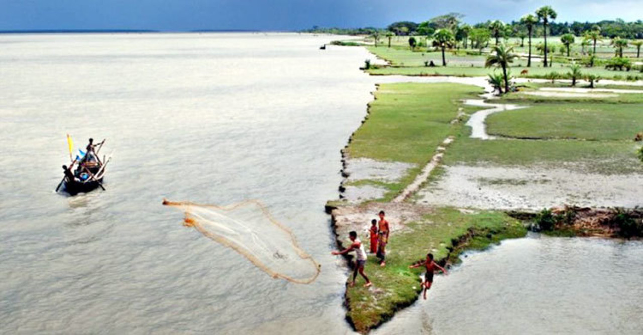 মেঘনা নদীতে জেগে ওঠা চরের নাম 'আয়েশা'